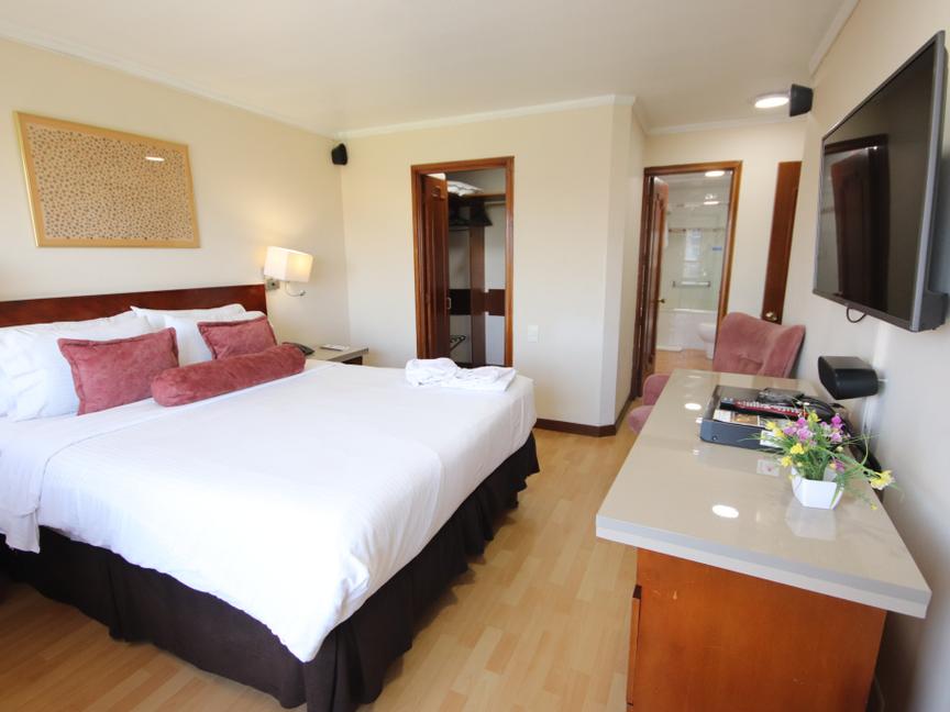 Lancaster House | Bogotá | 4